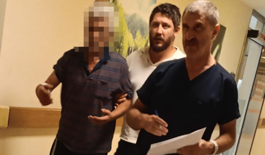 Salça yapımı kabusa döndü! Yaşlı adamın iki eli yandı