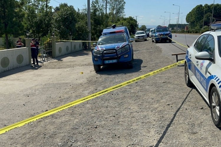 1637302-samsun-da-cuma-namazi-cikisinda-silahli-kavga-1-olu-9-yarali-64e8a778b80d0