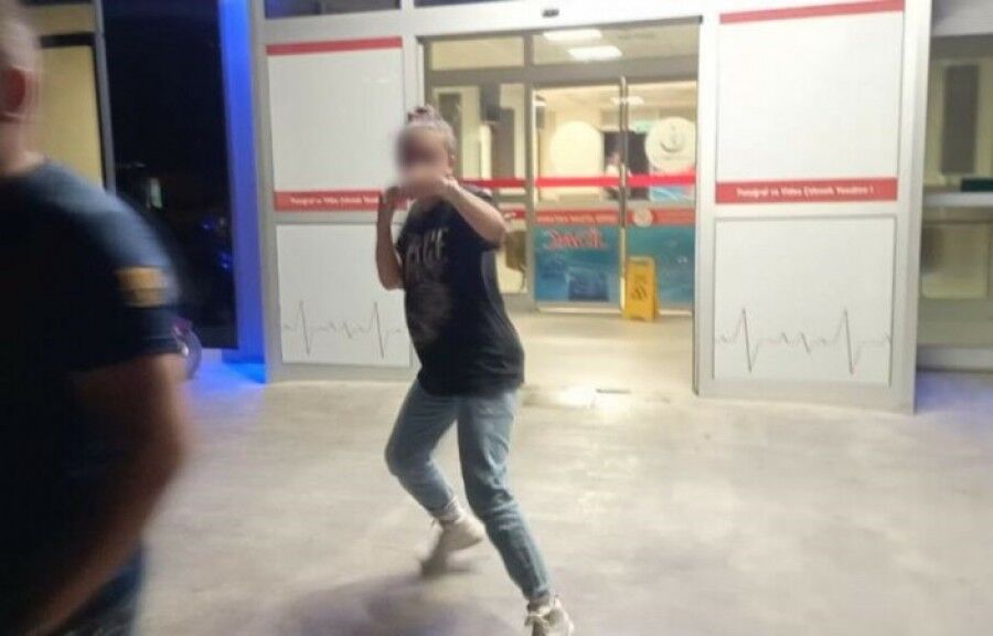 konyada-14-yasindaki-kiz-dedesini-bicakladi-431aa586-64e4426a4b9a1