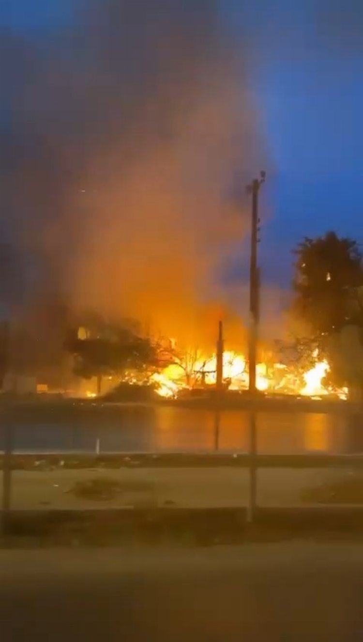 aw023142-04-1693855319-673