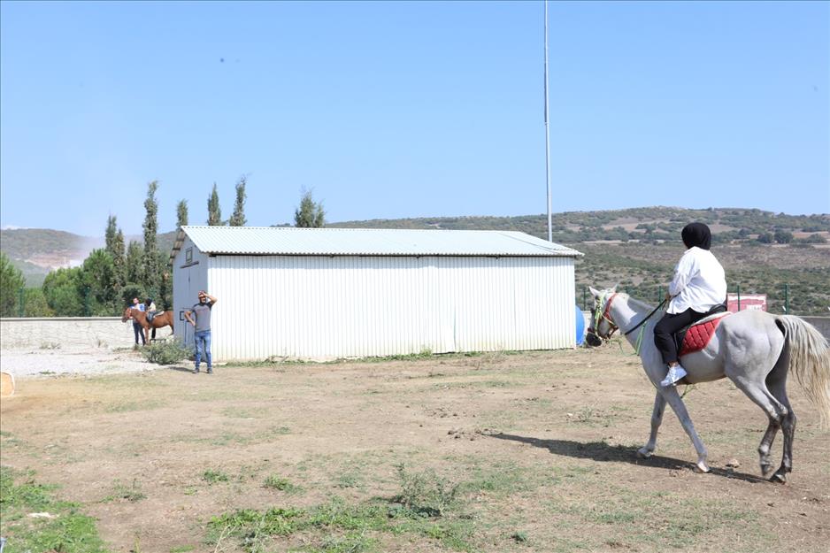 8170-4-ekim-hayvanlari-koruma-gunune-renkli-kutlama-2861df86-0c64-4552-b9fe-a6668539f308