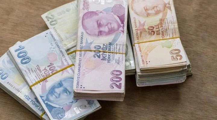 SSK, Bağ-kur, 4A, 4B, 4C'li emekliler dikkat: Bayram ikramiyesi hesaba yattı mı?