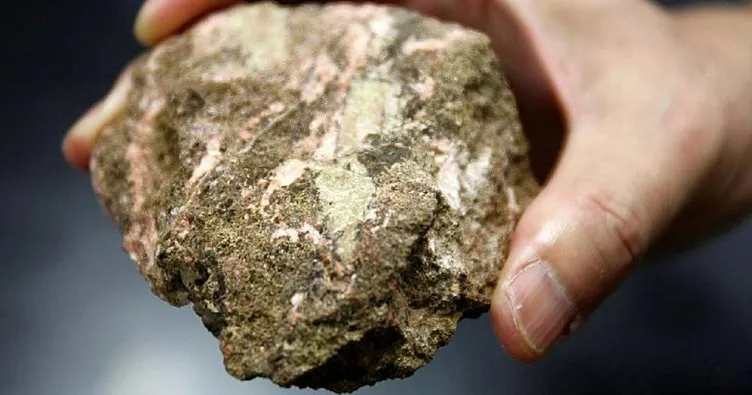 752X395 1657616156100