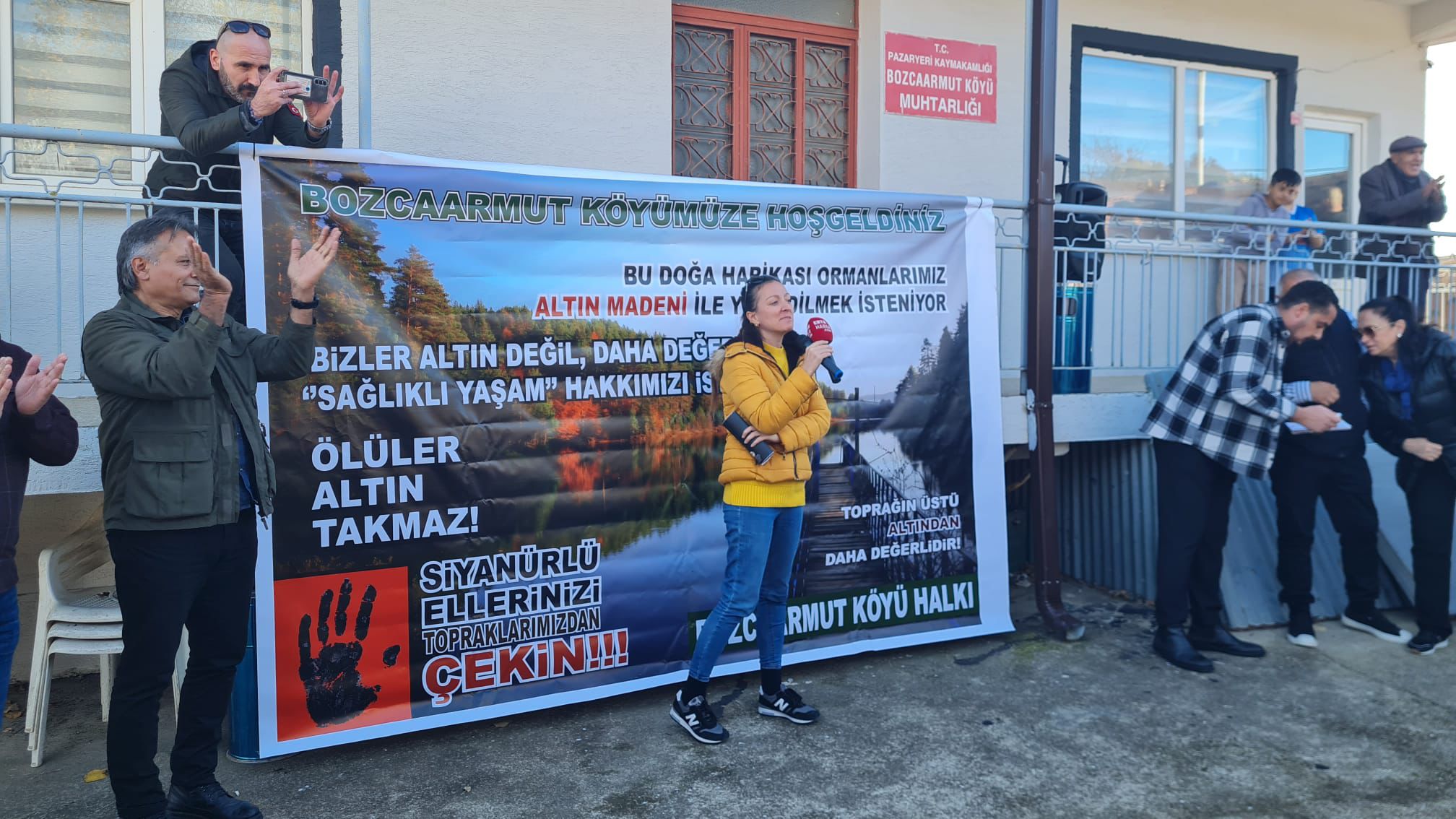 097E25F9 577A 4281 9Ecc Bfd563F42D12