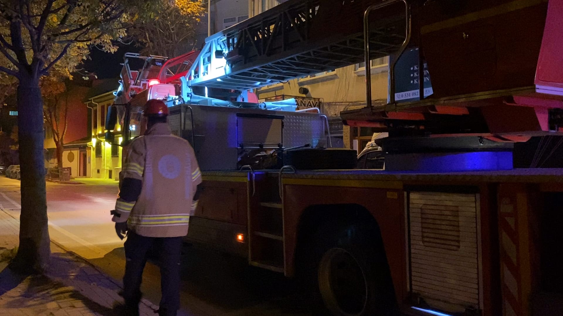 1Ee371E2 1Cf6 4494 9D51 Abe2084F26Bc