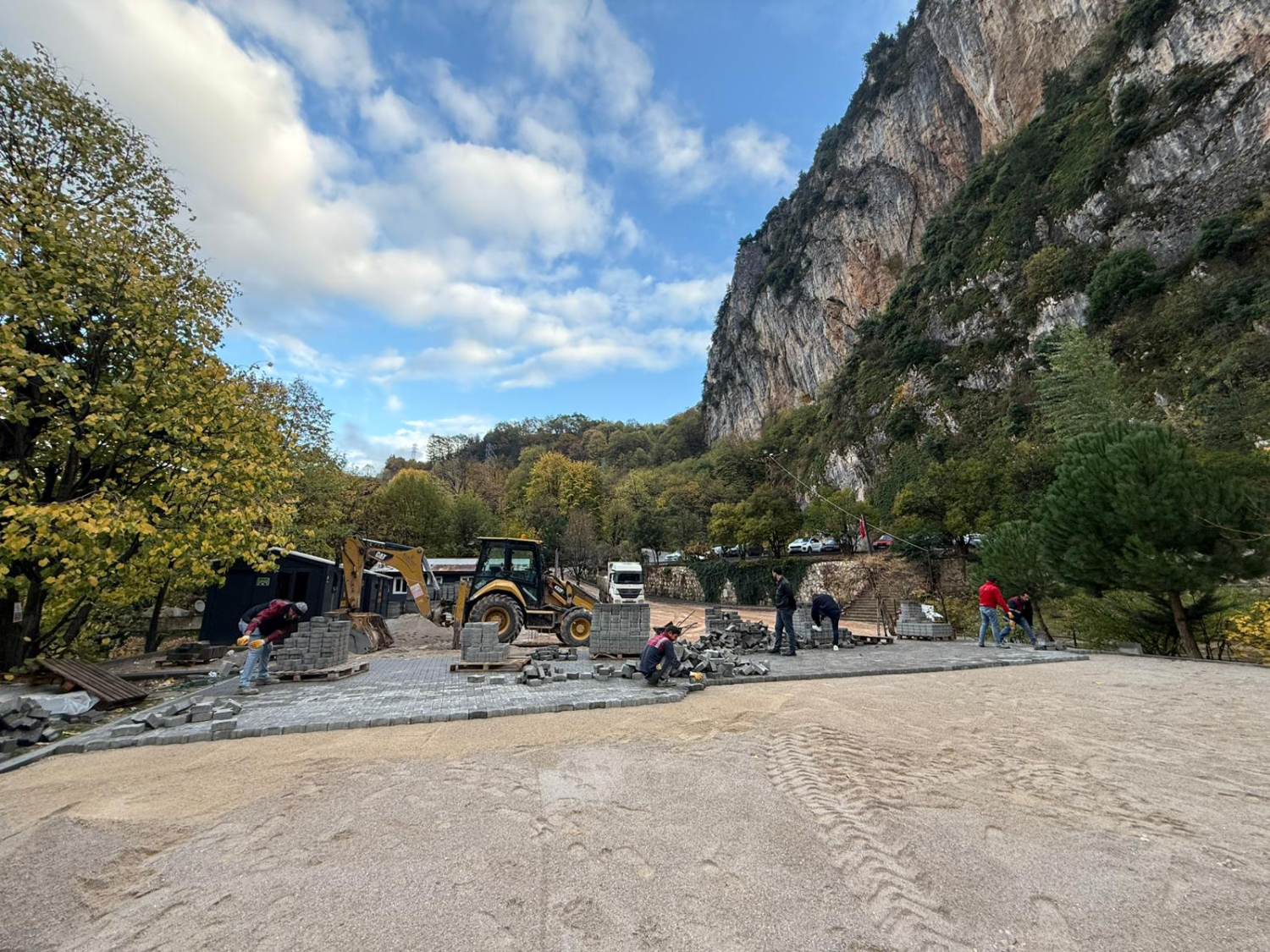 2Cfe87Bb9E12137Bb3B71Dfe7B677Fdae8D3Ace8