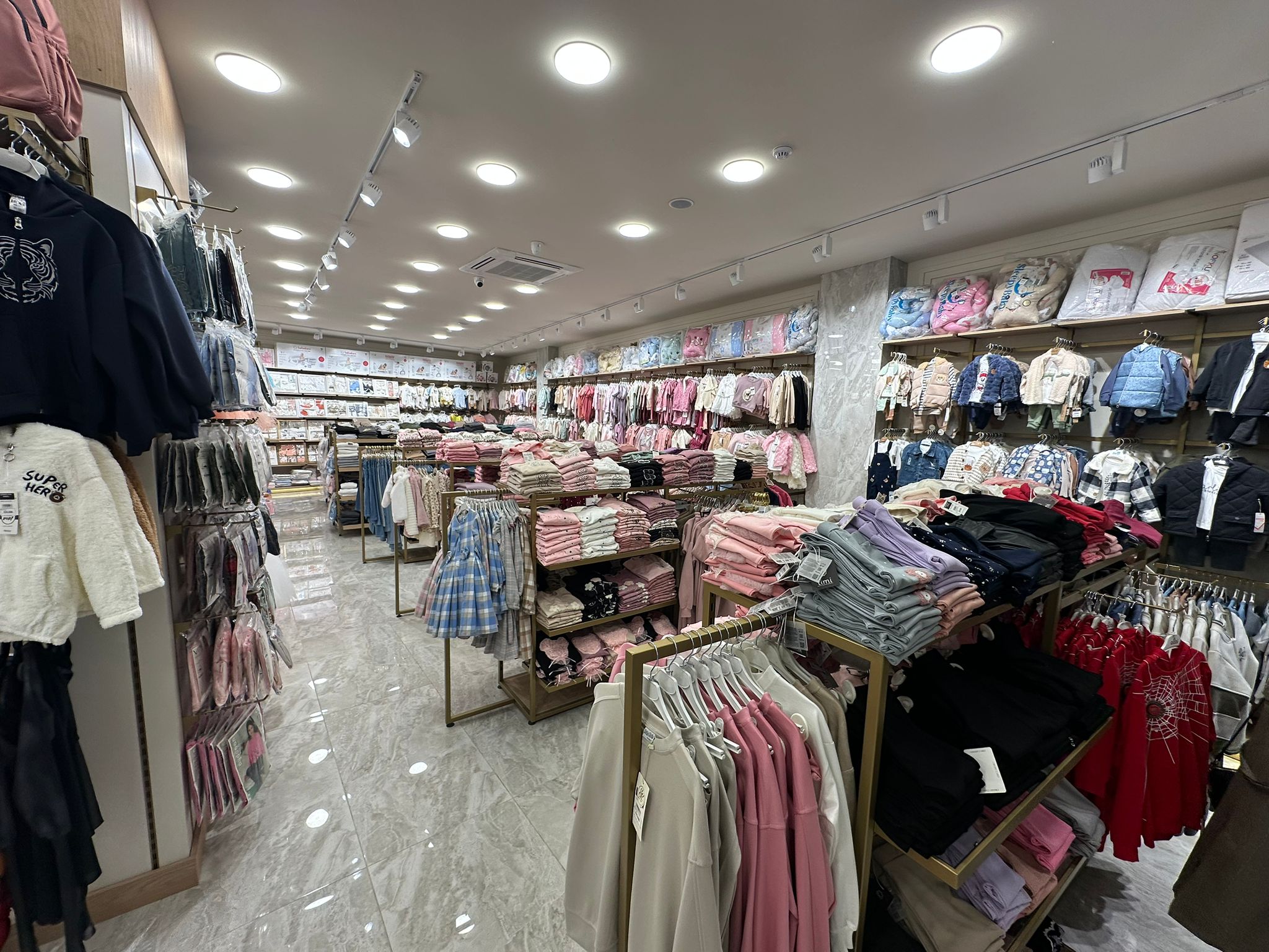 449901D8 83C1 4709 9350 4F97Ee7715E9