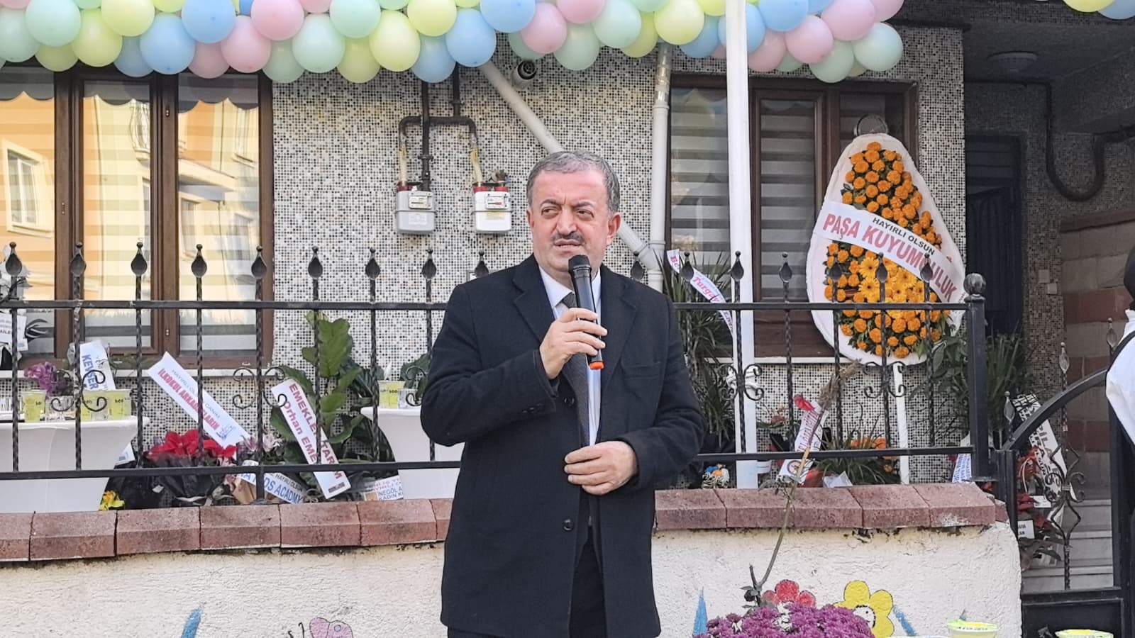 65A2Df82 4B08 4343 8Fe9 81C3497Fed8B