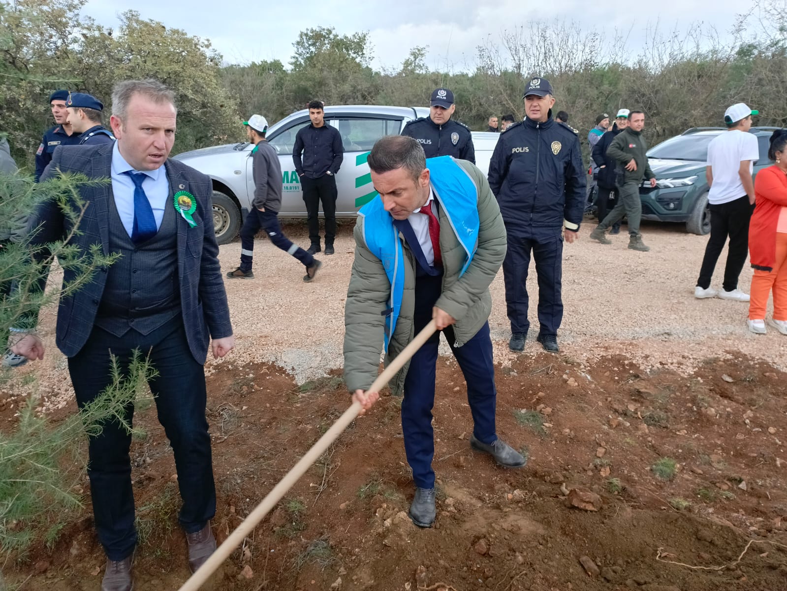 815Cc931 Da47 4808 Ac5F 209325040250