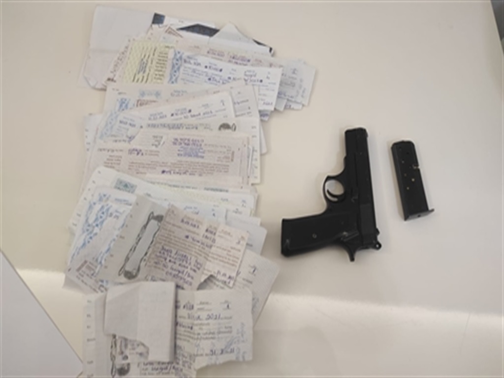 84A609F1 Db16 4Dbe 9019 7E36981E8B73