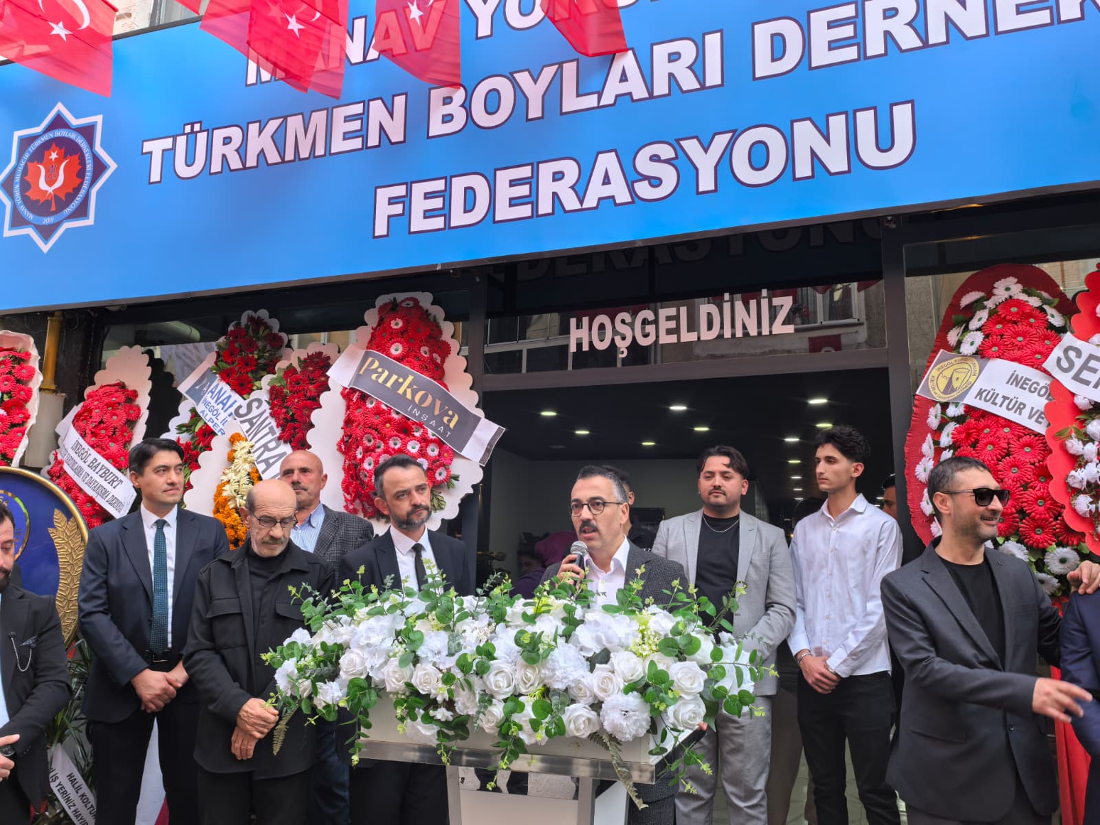 8F57Be2E 39F4 432B 8543 4802F4327A89