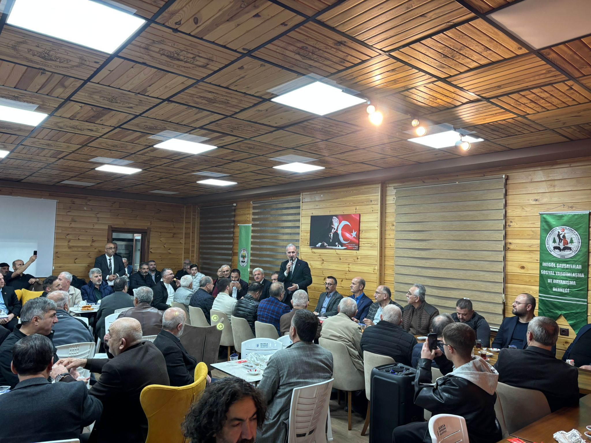 Ad3730Fc D915 4Ca8 9F78 8Fee8924Bf7A