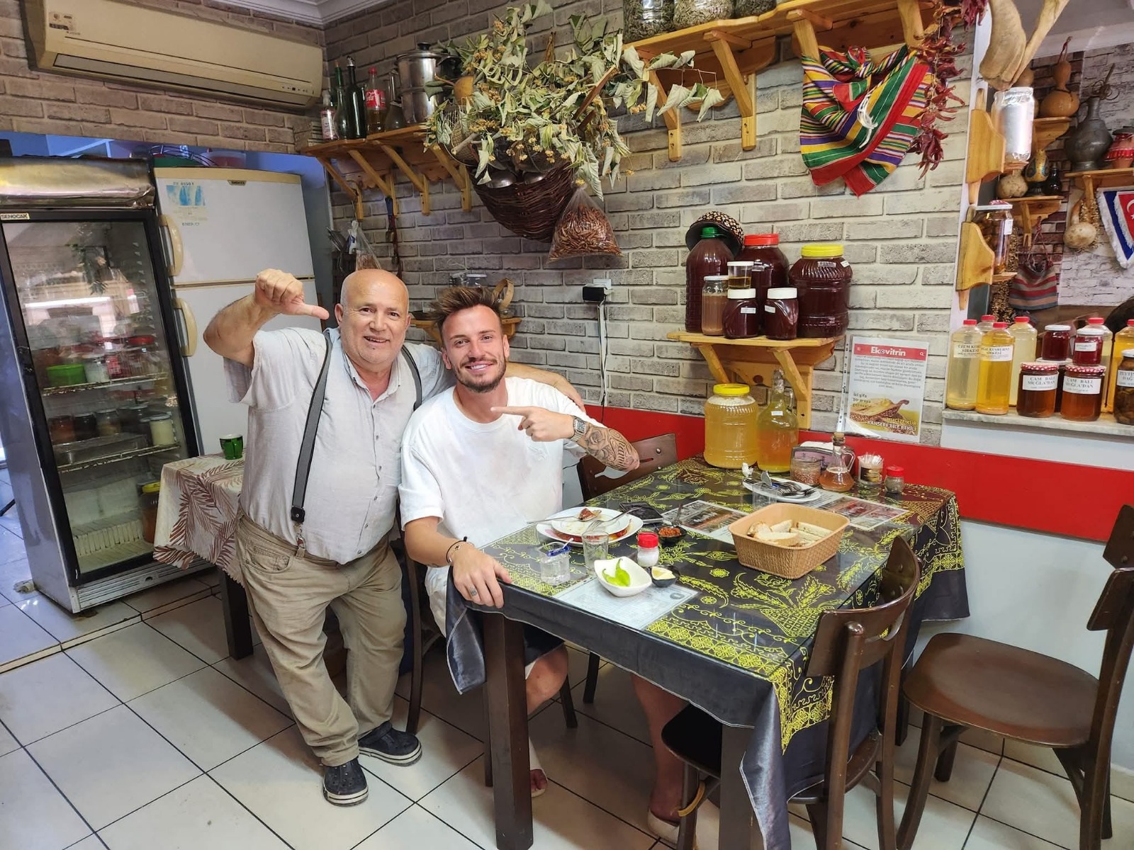 Ebb869A1 F6C4 42Ee A2D3 A434Aefca824