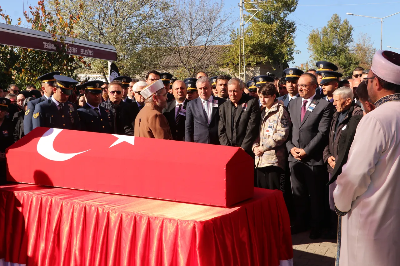 Turkiye Sehitlerini Ugurluyor Gozyaslari Sel Oldu 1549653 202511141449 6