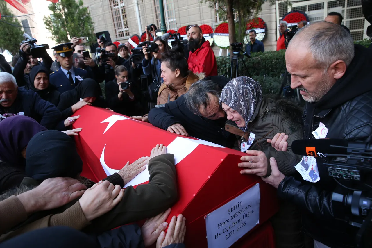 Turkiye Sehitlerini Ugurluyor Gozyaslari Sel Oldu 1549653 202511141536 8