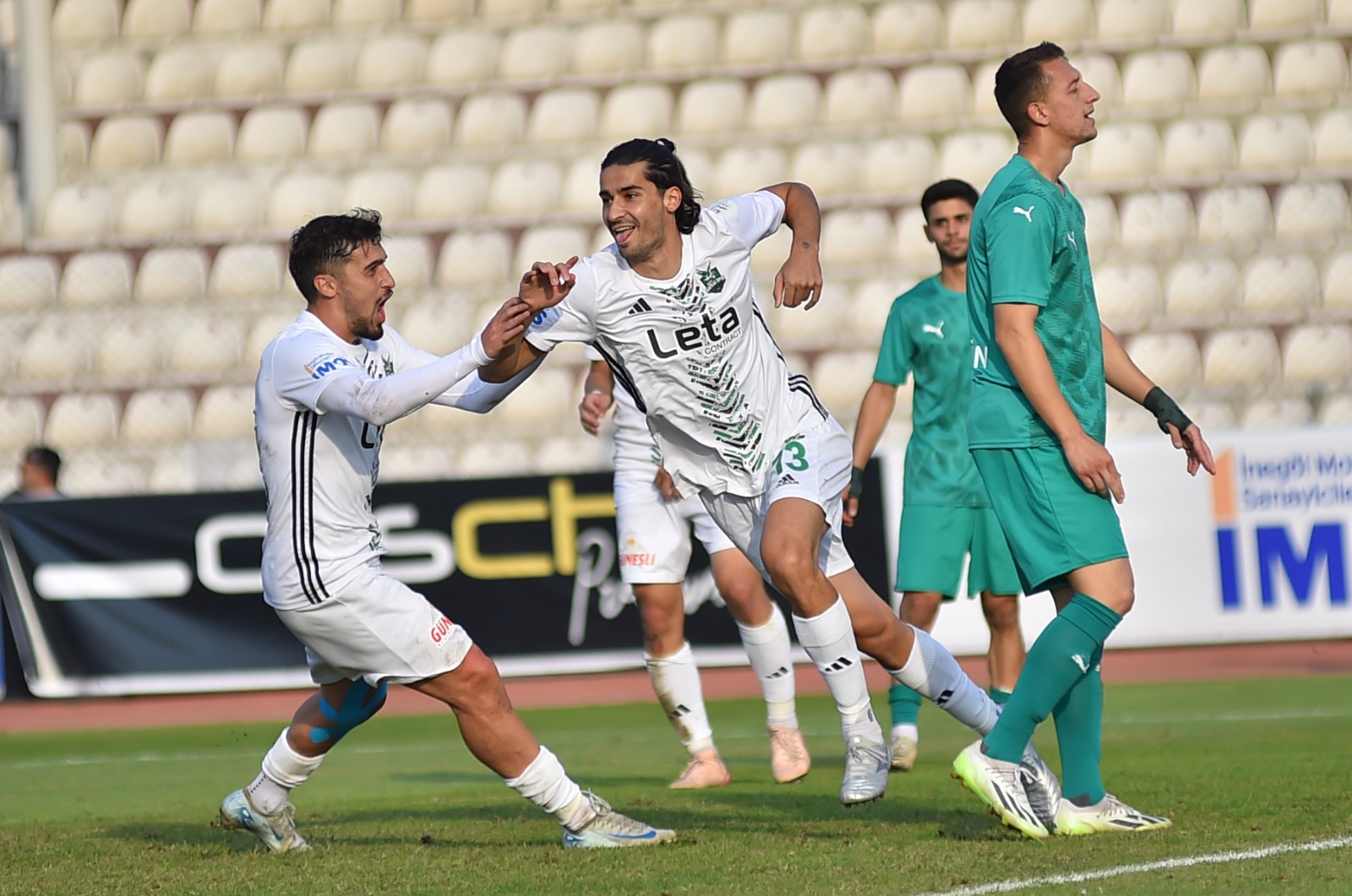 Whatsapp Image 2025 10 18 At 17.05.13-1