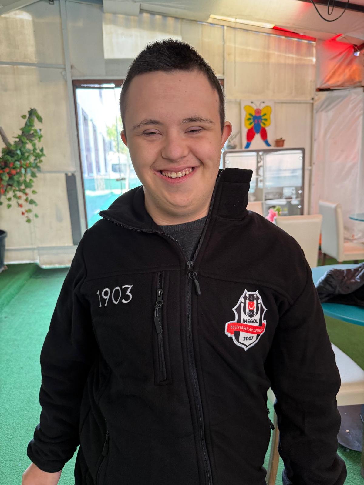 27E996Cb 3Eb6 4A51 A692 F2E53A73De40