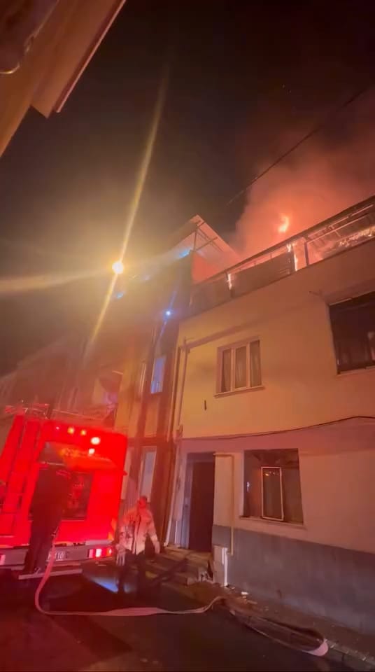 A0F80Fb5 9E07 4798 A3Df 270184E88541