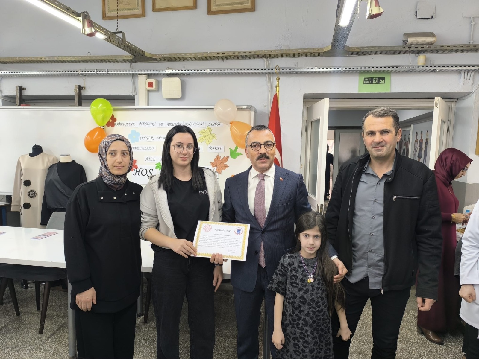 Bb90F62A C75B 48E5 933D 2Fbd2F9432Cf