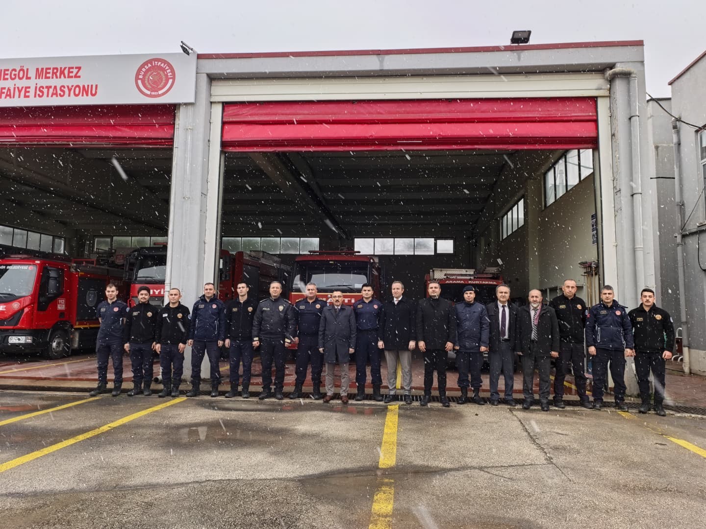 Ebf58743 523F 453C 9Eba 44378A52C937