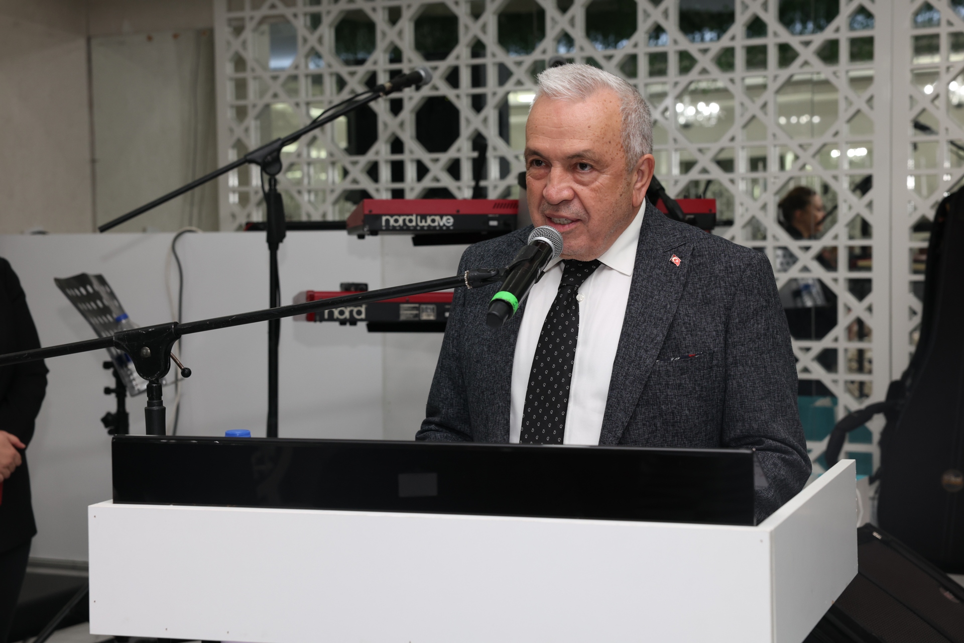 Şadi̇ Özdemi̇r-1