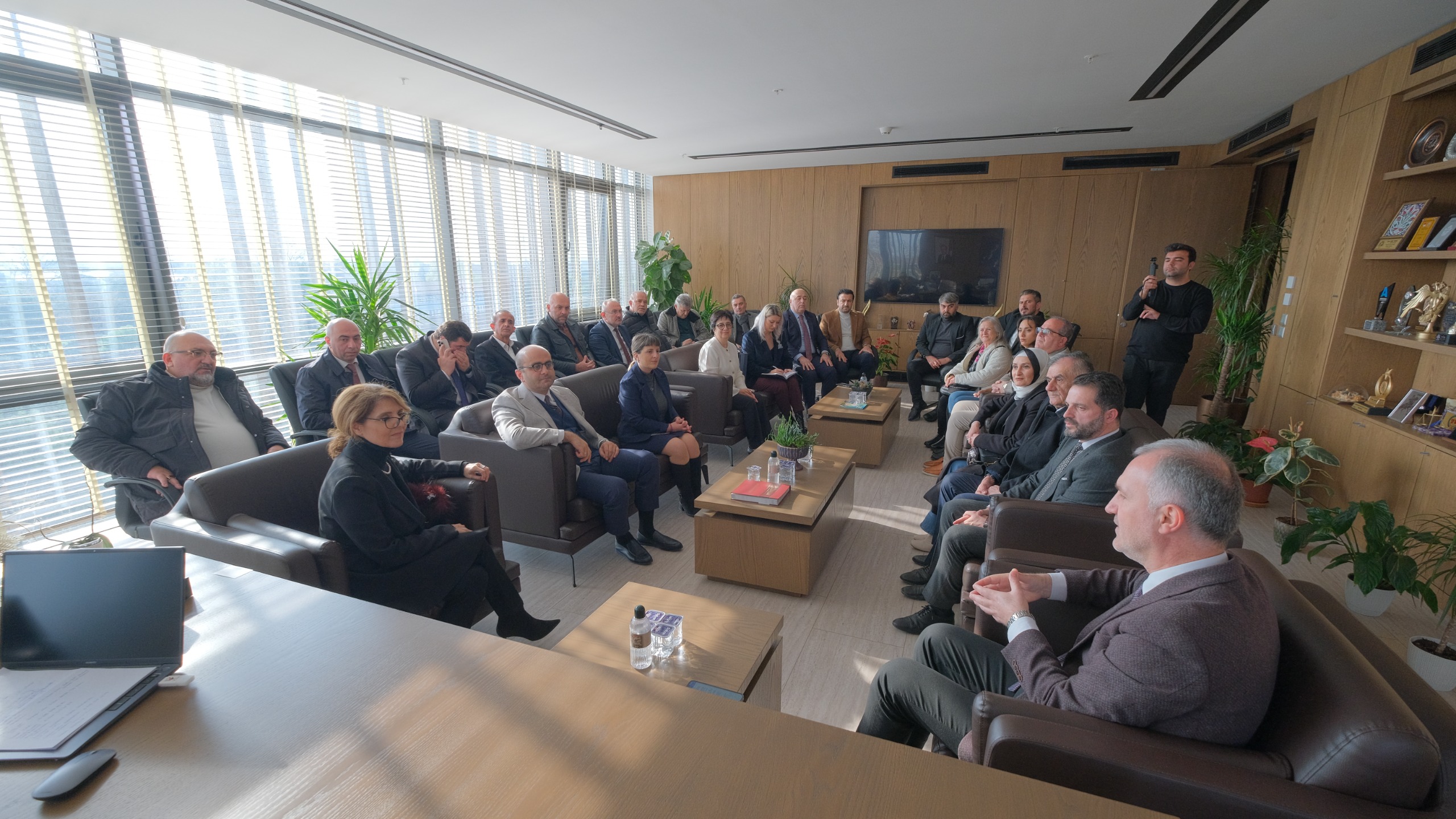 Whatsapp Image 2025 12 12 At 11.22.22 (1)