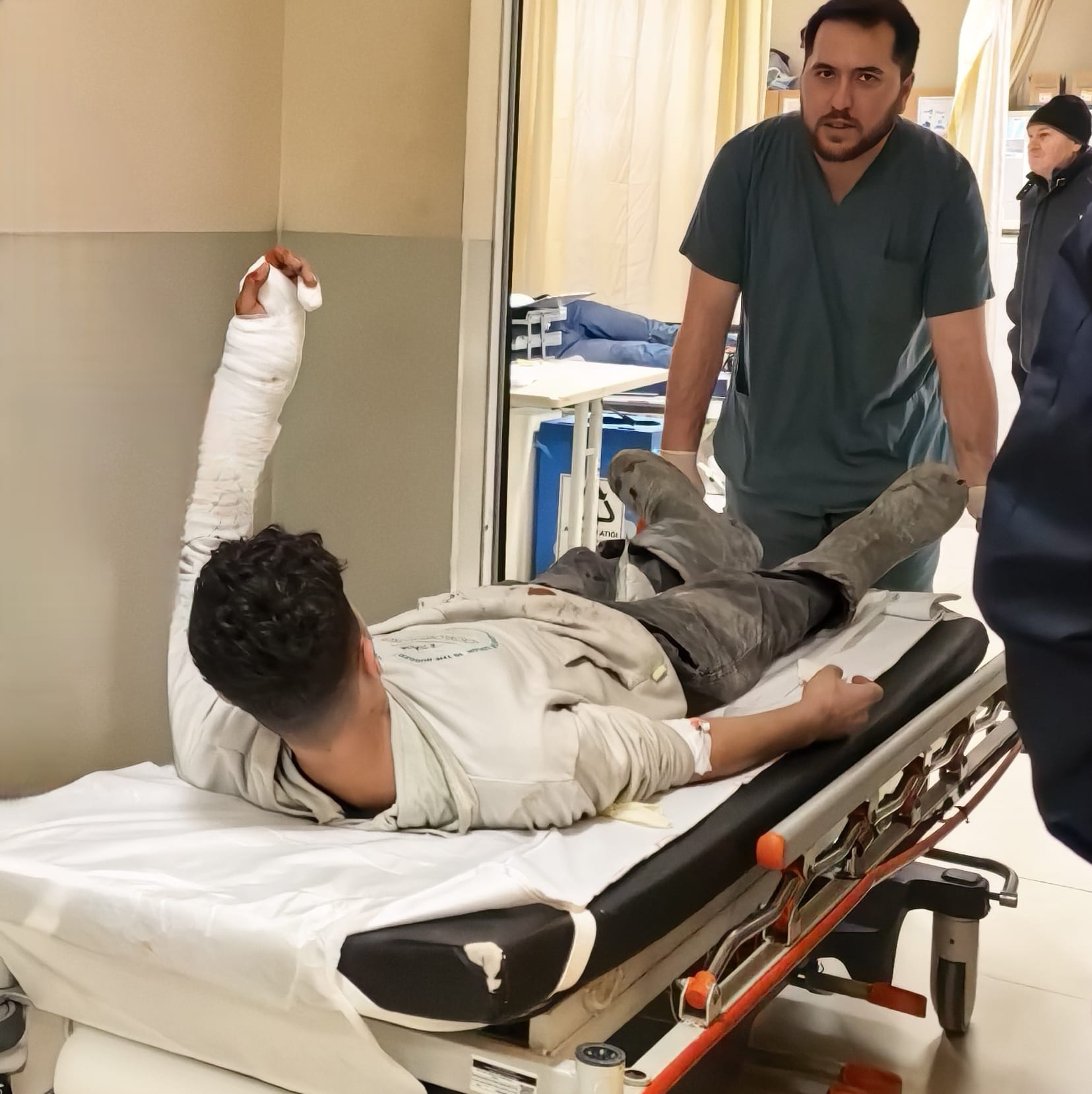 15Ac0696 86A6 4A7E A340 Df63E7F7D970