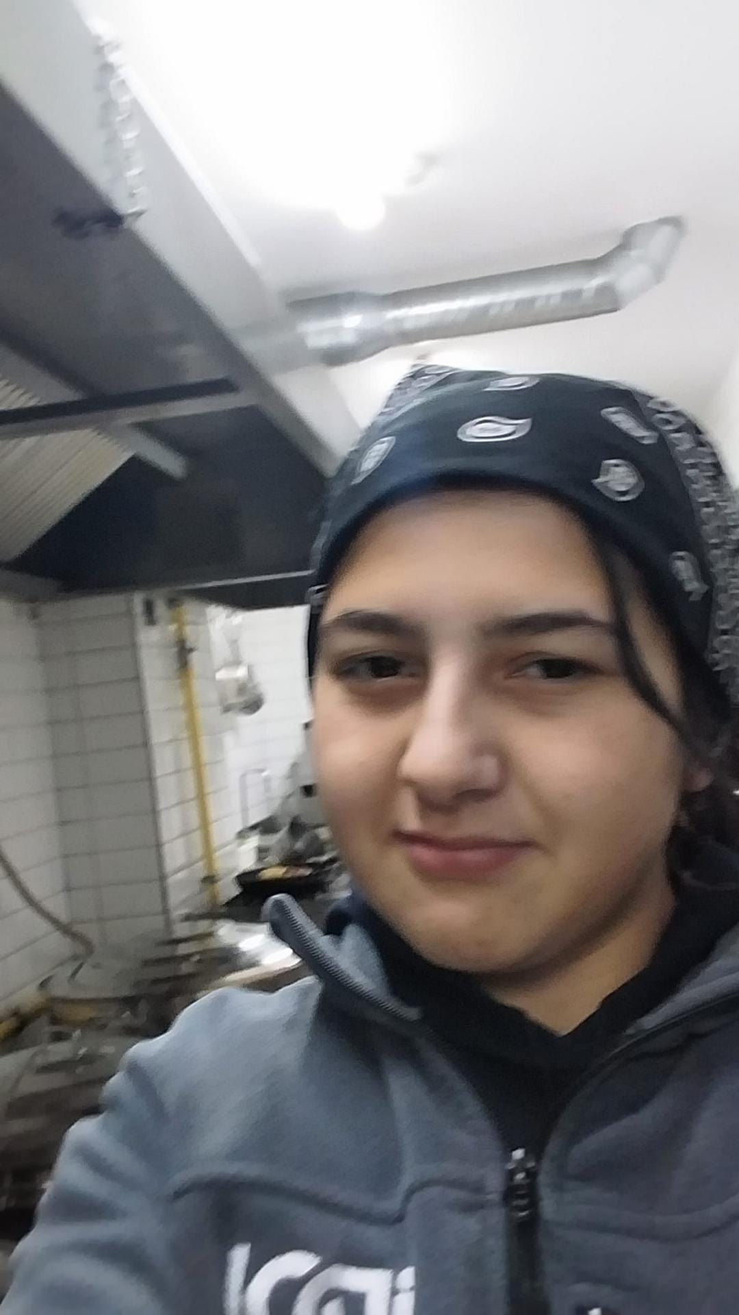 184B8526 8093 4007 9618 C288D0Ef8A1C-1