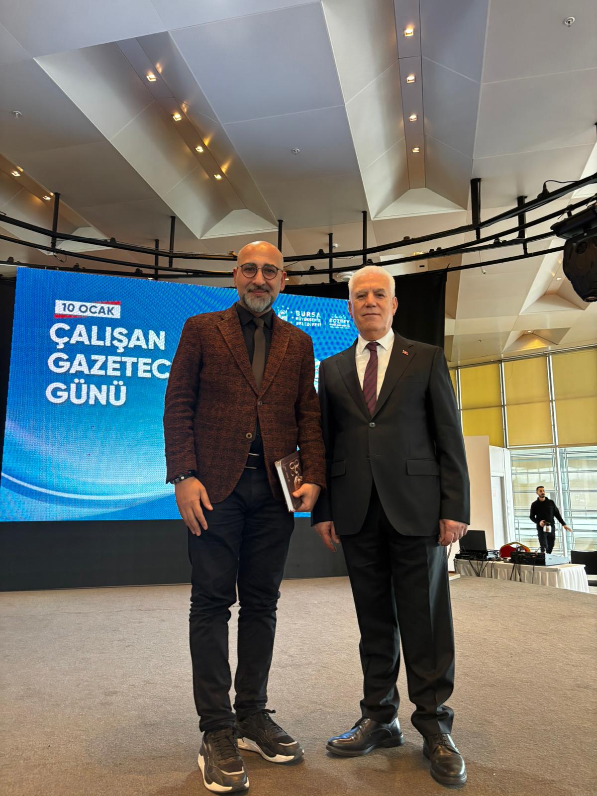 466A95B5 2E51 41Af 8882 F582701208B9