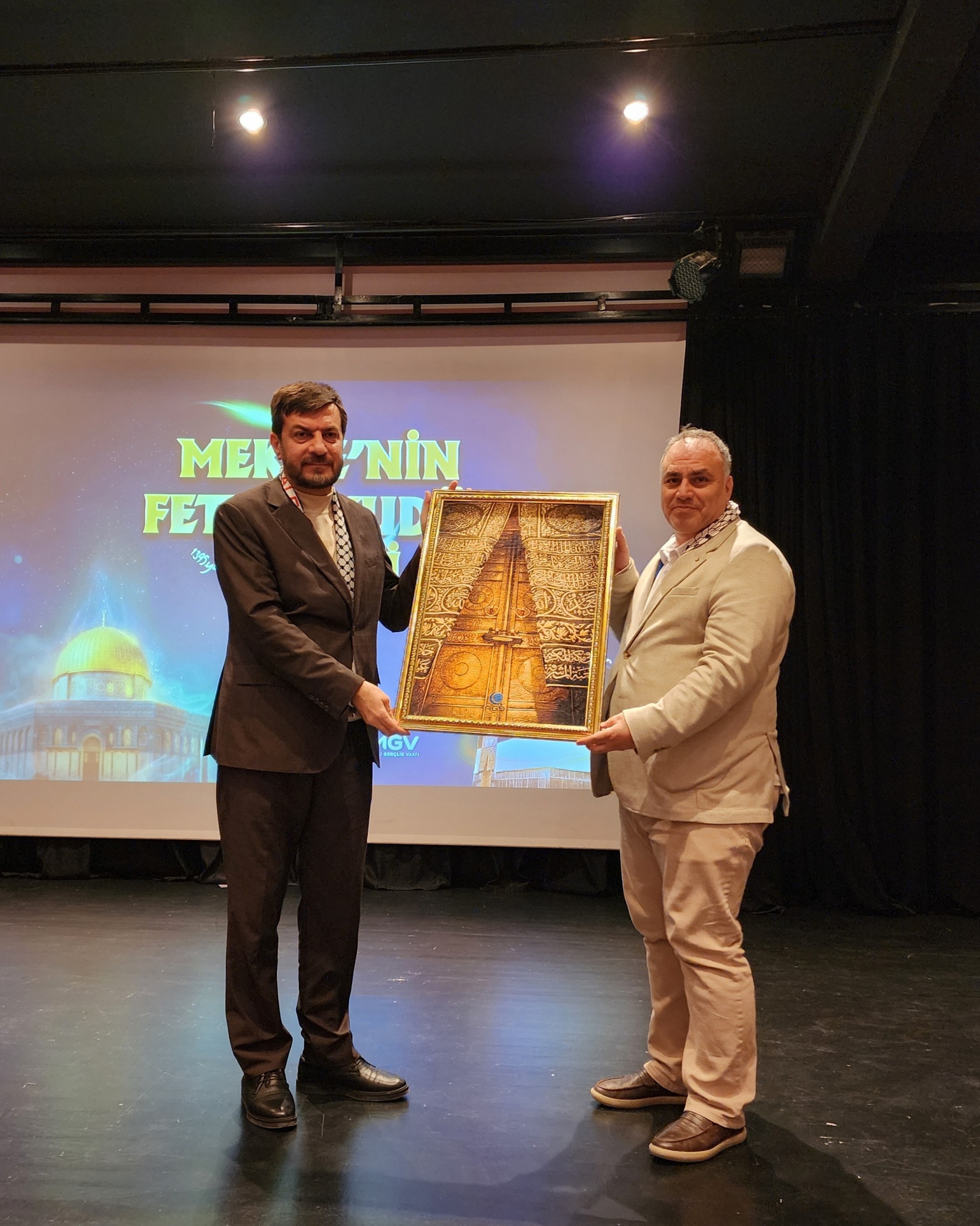 46B96922 F540 48Bc 9779 Ab9565365598