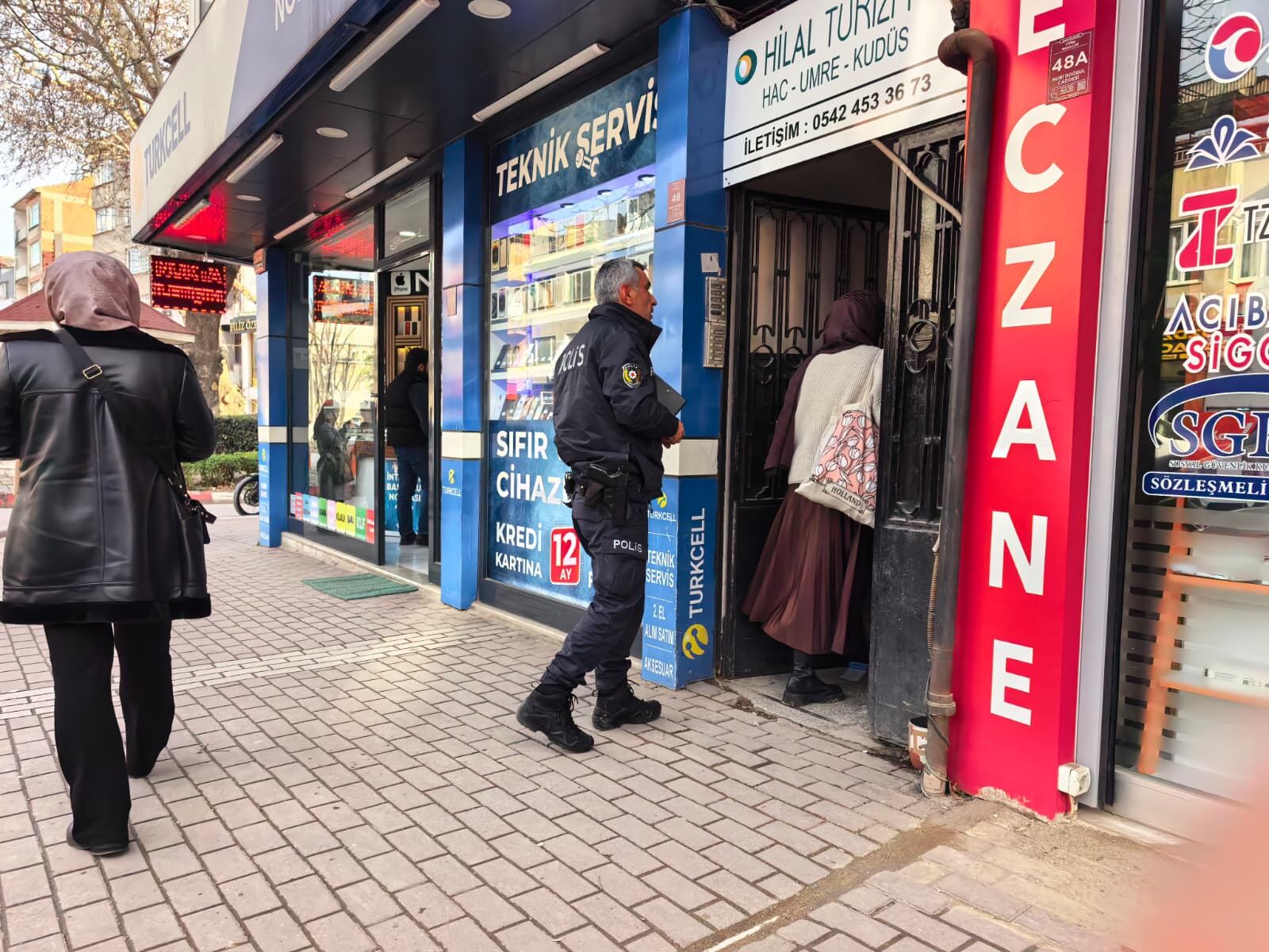 5Bf99E51 C848 414F Be89 63E313F28Bfd