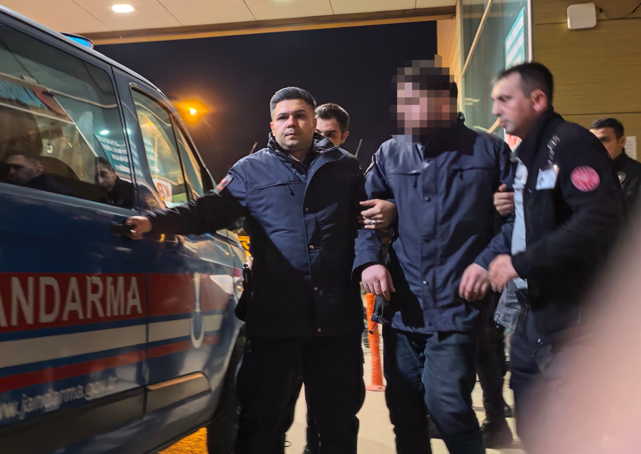 845Edcf6 280A 4F2C B851 80Dd14173313