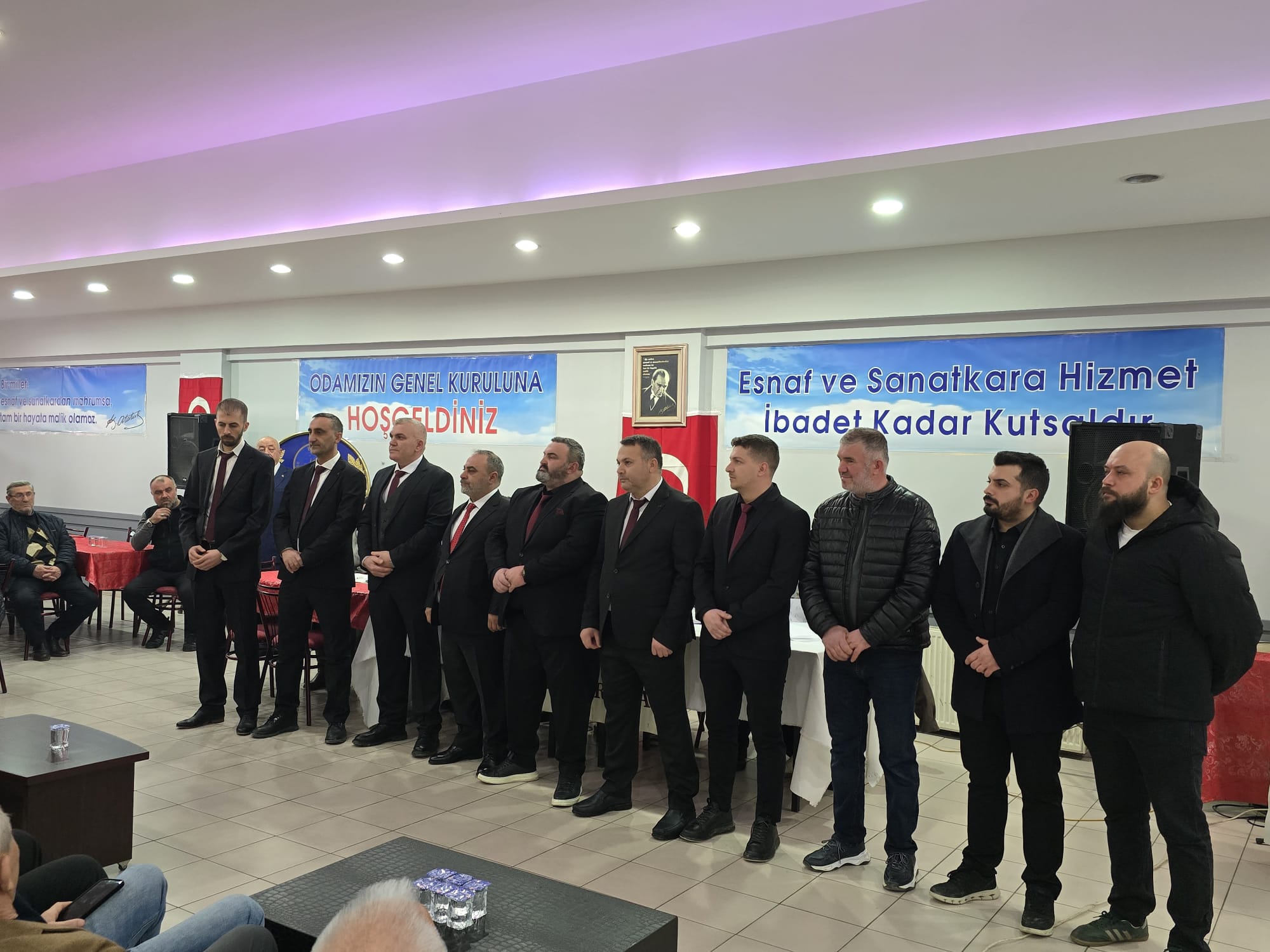 93058F0F 1894 422B 8B40 0A106Dae0306