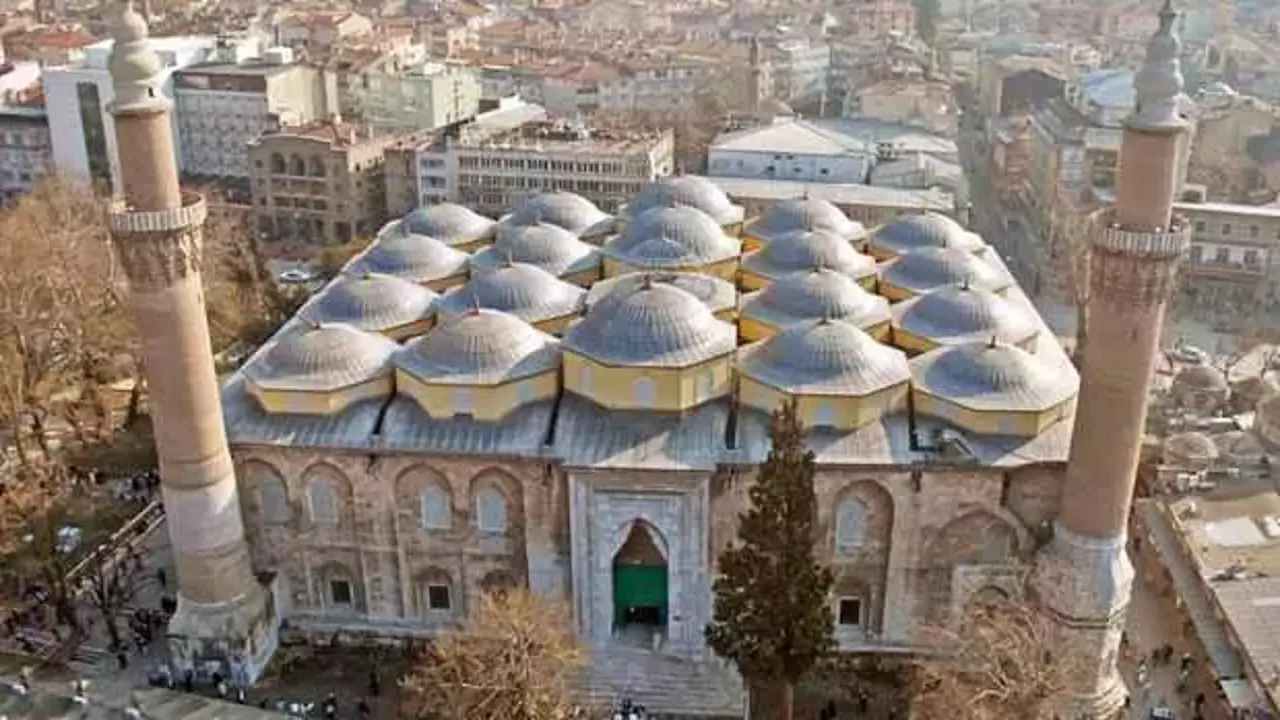 Bursa Ulu Cami Hakkinda Bilinmeyenler 1578921383 9013