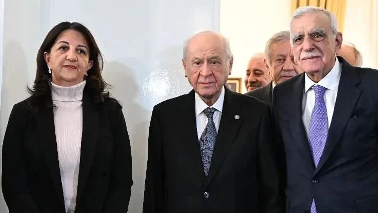 Dem Partinin Mhp Ile Gorusme Tarihi Belli Oldu Saz1 Cover