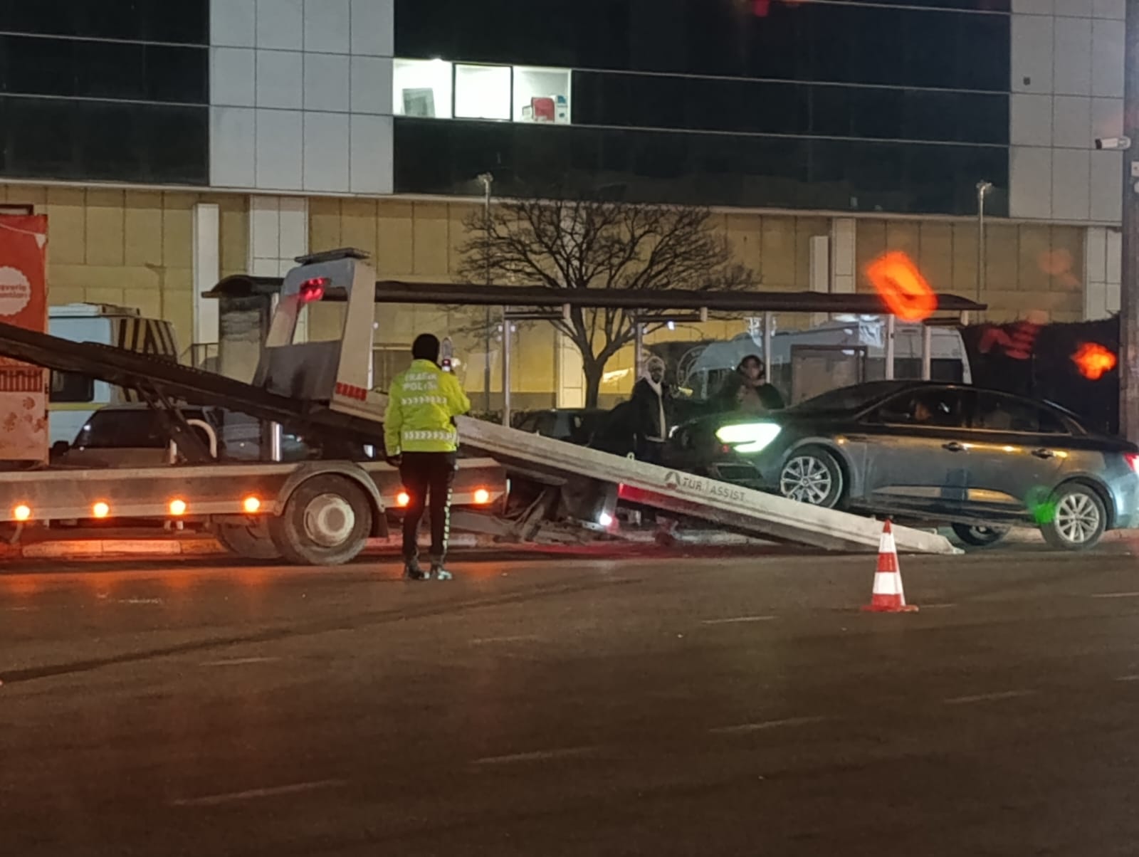 E907B672 16C8 41Cd B9D2 739788Db3376