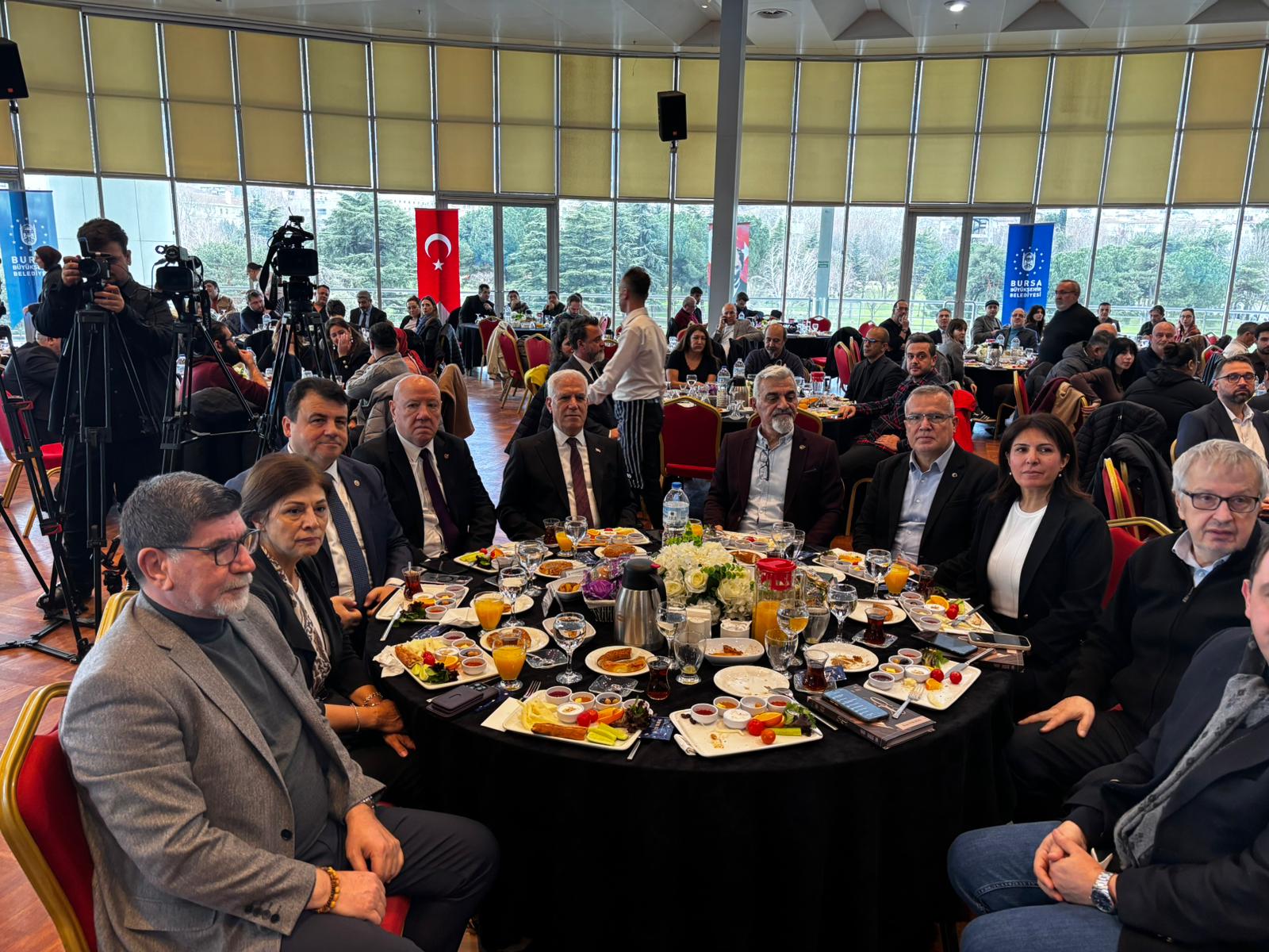 Ee408F32 33Af 4968 97Bb 12Dc343E0674