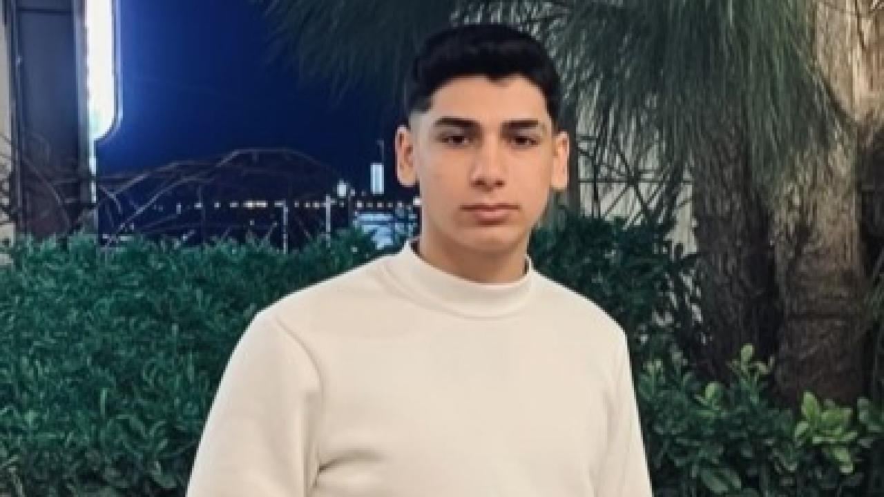 Elektrik Diregine Saplanan Araba 18 Yasindaki Gence Mezar Oldu 69747248De95A