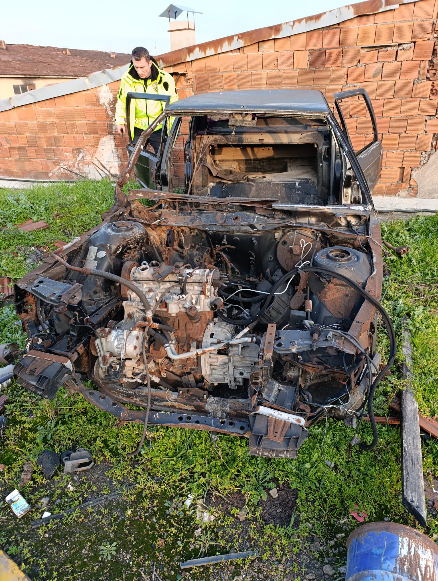 8Df00E9A 6Ceb 4332 A365 8E8977256Bf8