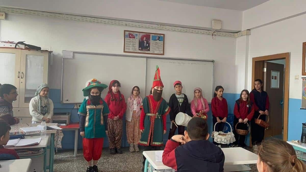 Acf84916 65D5 4B31 9501 5267D5Ebd47E