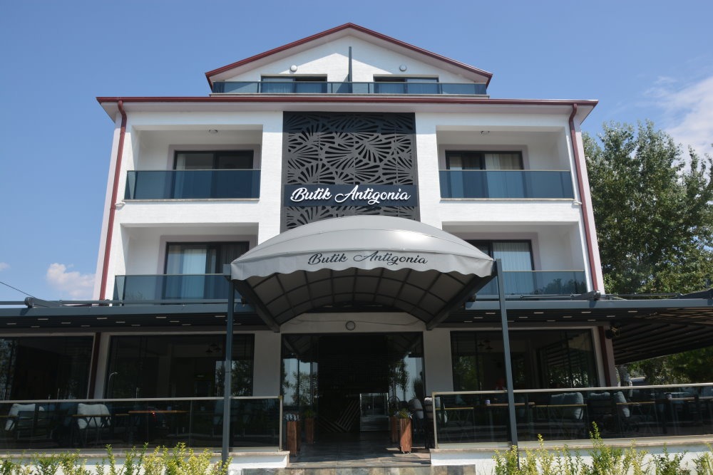 Butik Antigonia Hakkimizda