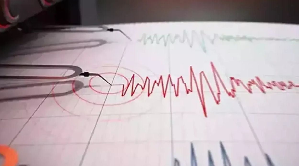 Manisa’da gece saatlerinde deprem|15 Eylül
