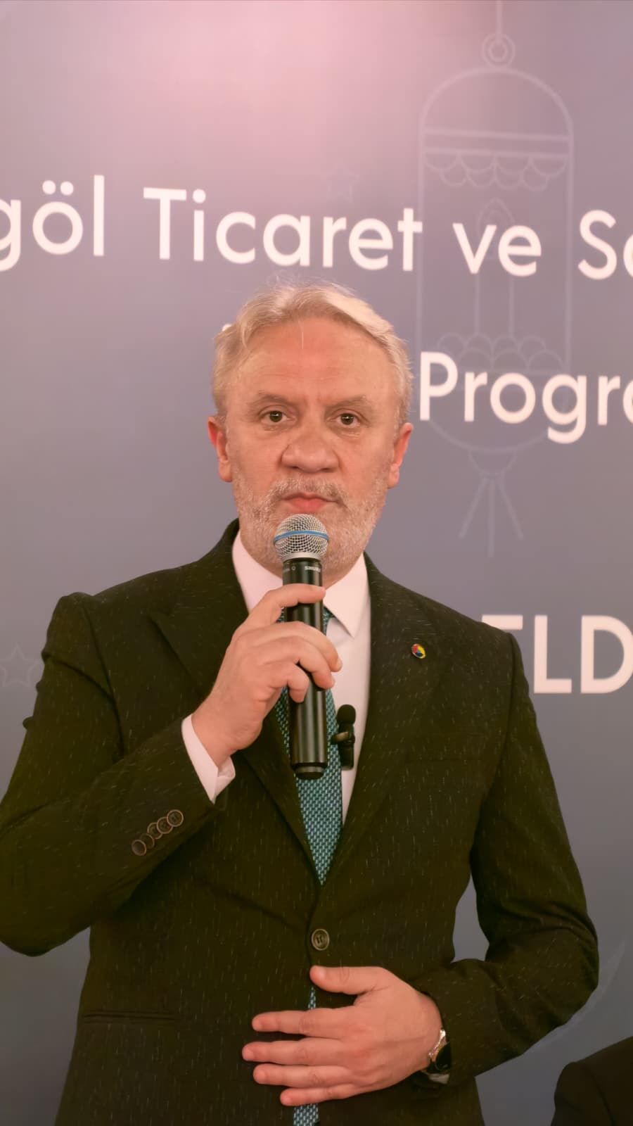 0810A929 Ca5D 4Ba8 81E2 Cc7699Ae1835