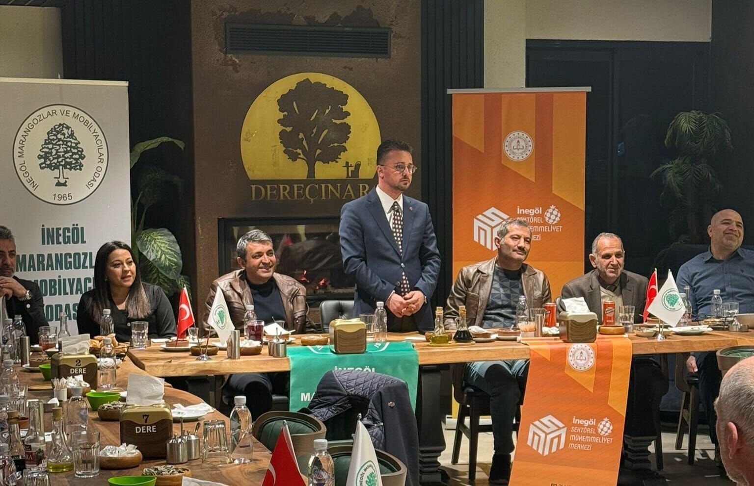 48D171Ae 51D1 47F3 9Cf5 Ad659B34421A