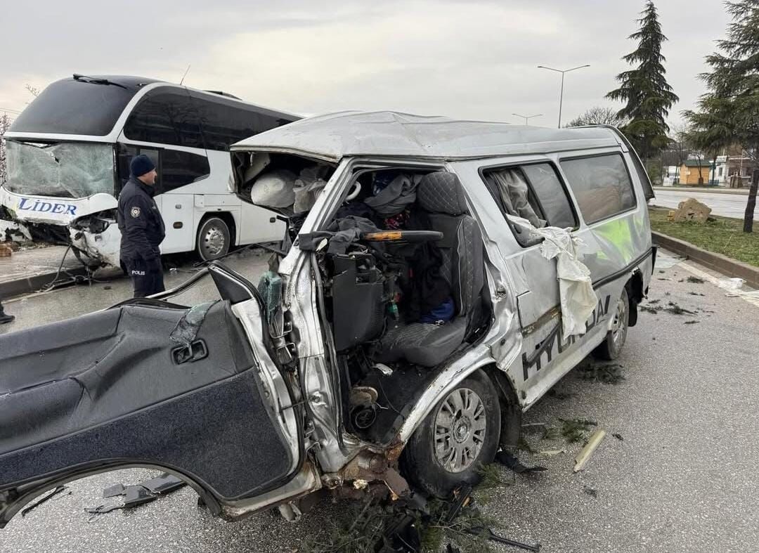 59168A2D D995 443E B7B5 9E48A7902522