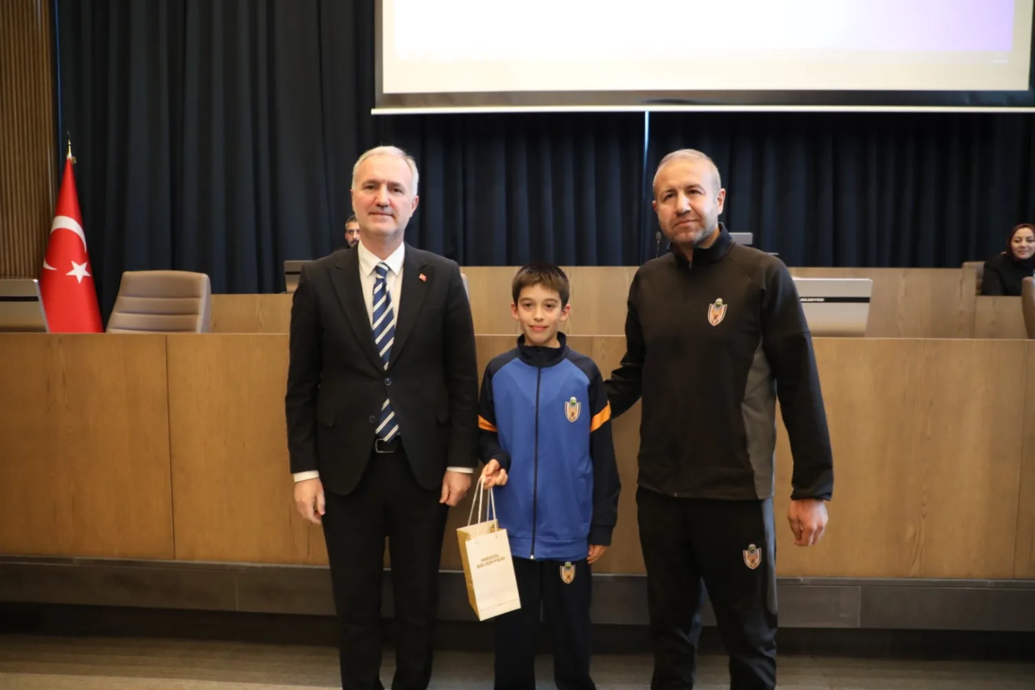 756A5E85F0610B450925Df0902E326Ecdb2D4F86