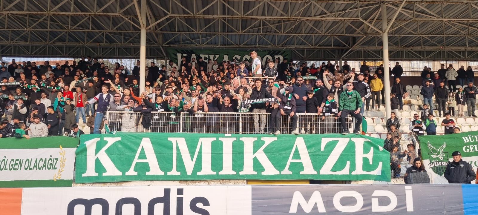 8Ff33079 D0Cf 45F8 A9A2 6503E64E28B1