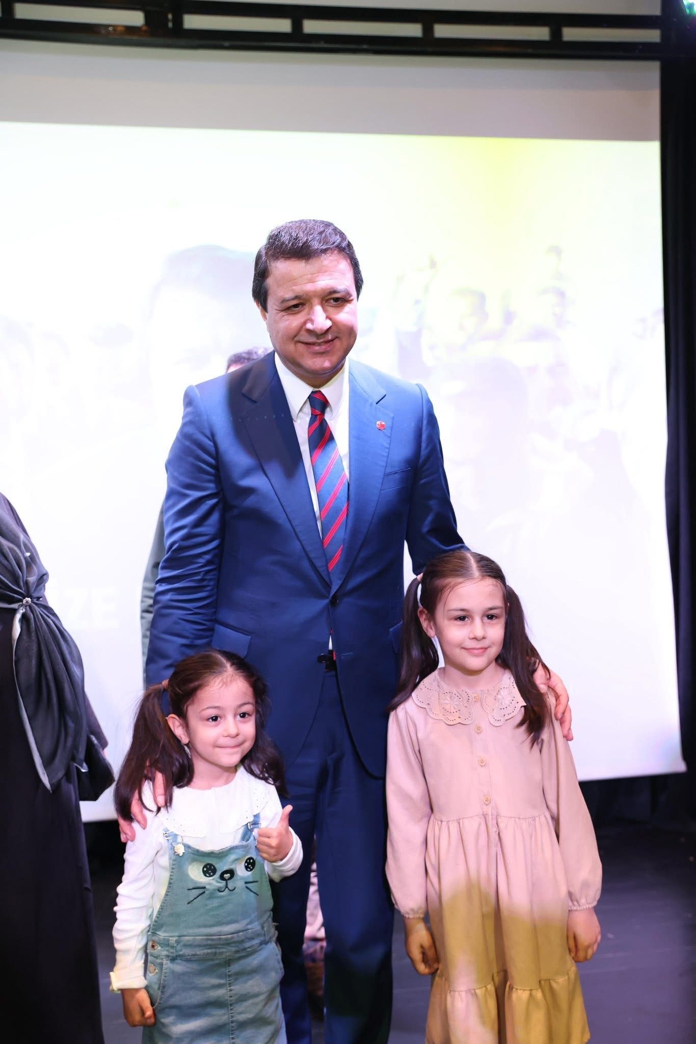 B9438D5D Cd50 4Bc9 8220 040162013C8F