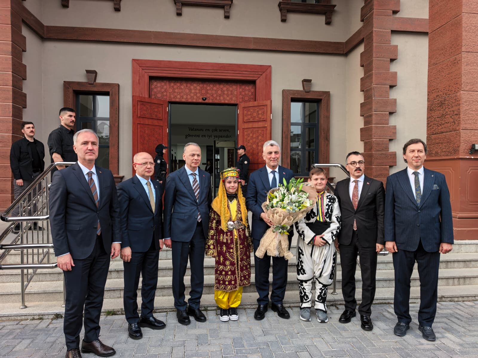 19982Ece 7De1 4Eef 8F9A 78Be3Bd4F55B