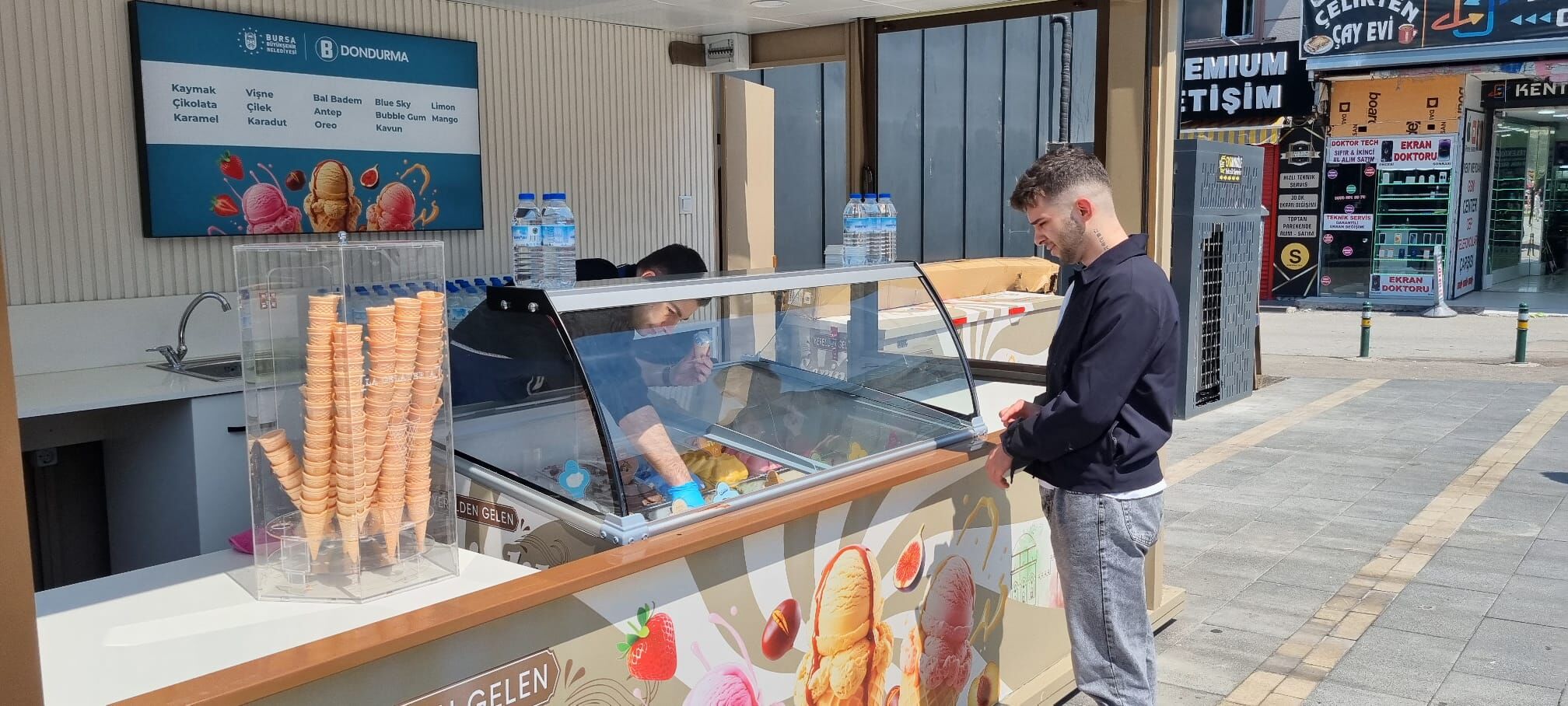 2402A6A0 F33F 435E 83Eb 990066295642